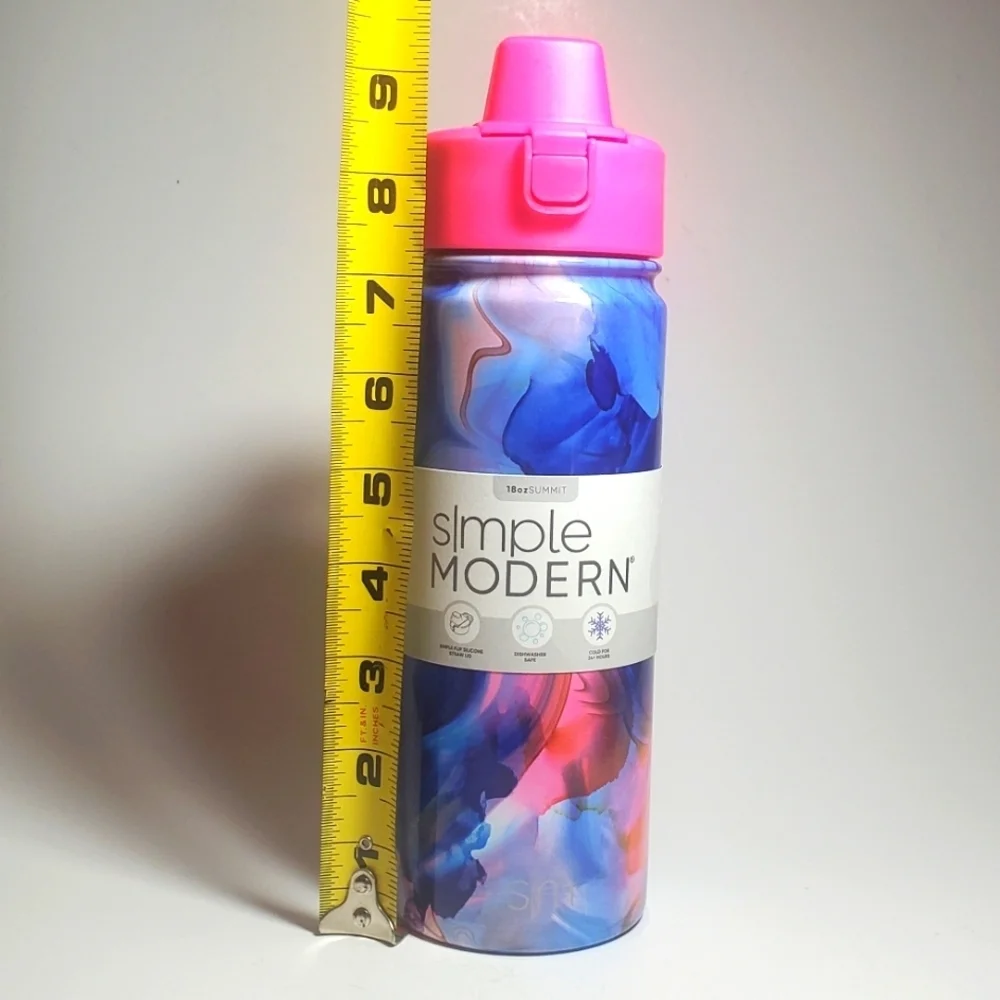 Simple Modern 18oz Insulated Stainless Steel Water Bottle Covered Silicone Straw